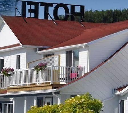 Hotel Motel Grande Vallee Екстер'єр фото